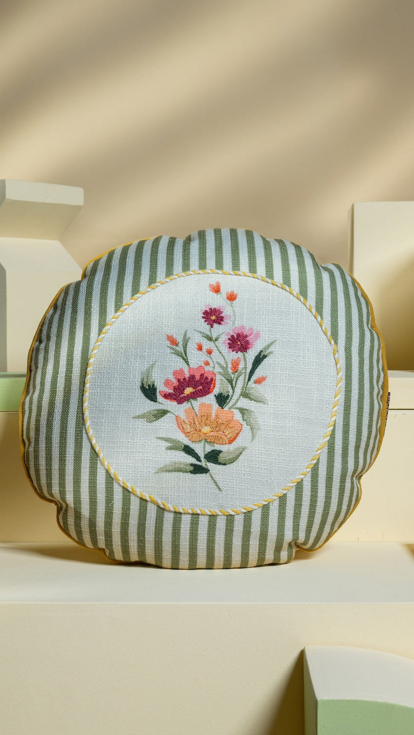 Belle Cushion