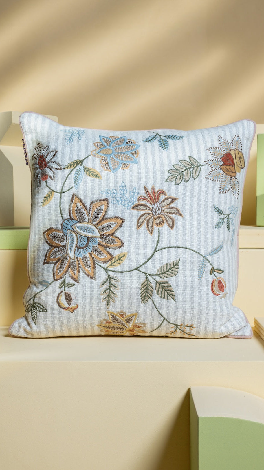 Bloom Cushion