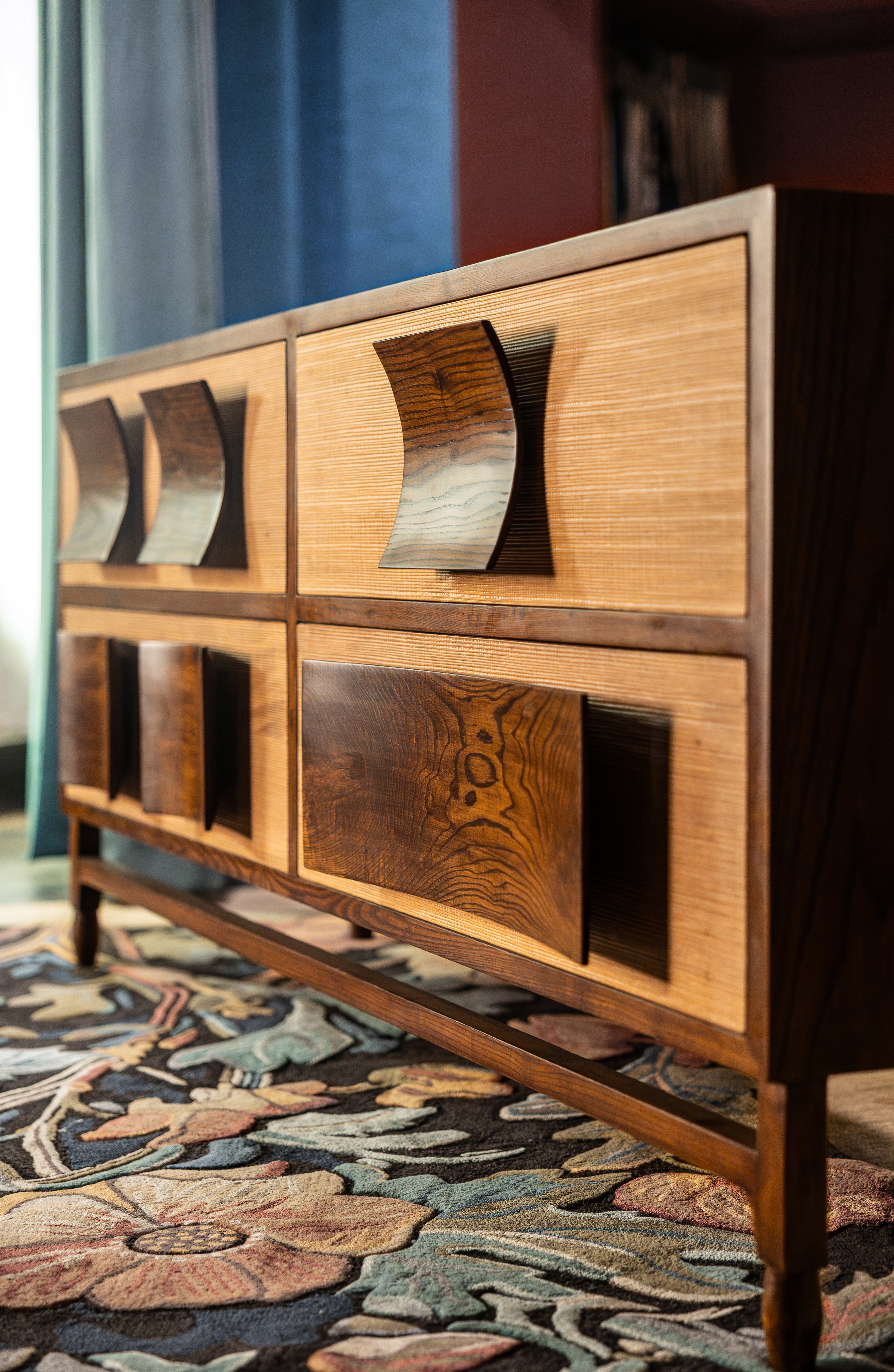 Buffer Chest of Drawers