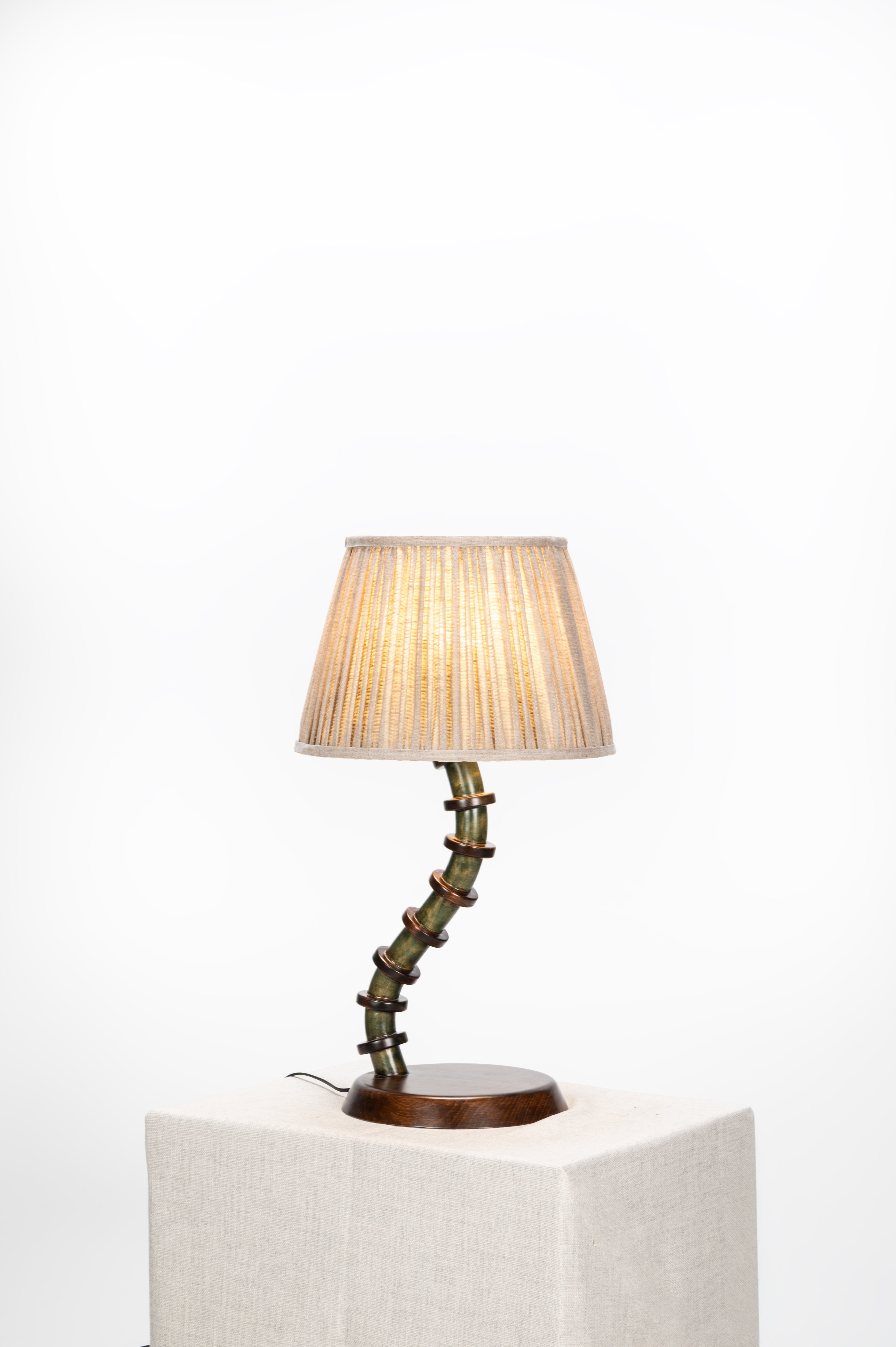 Millipede Lamp