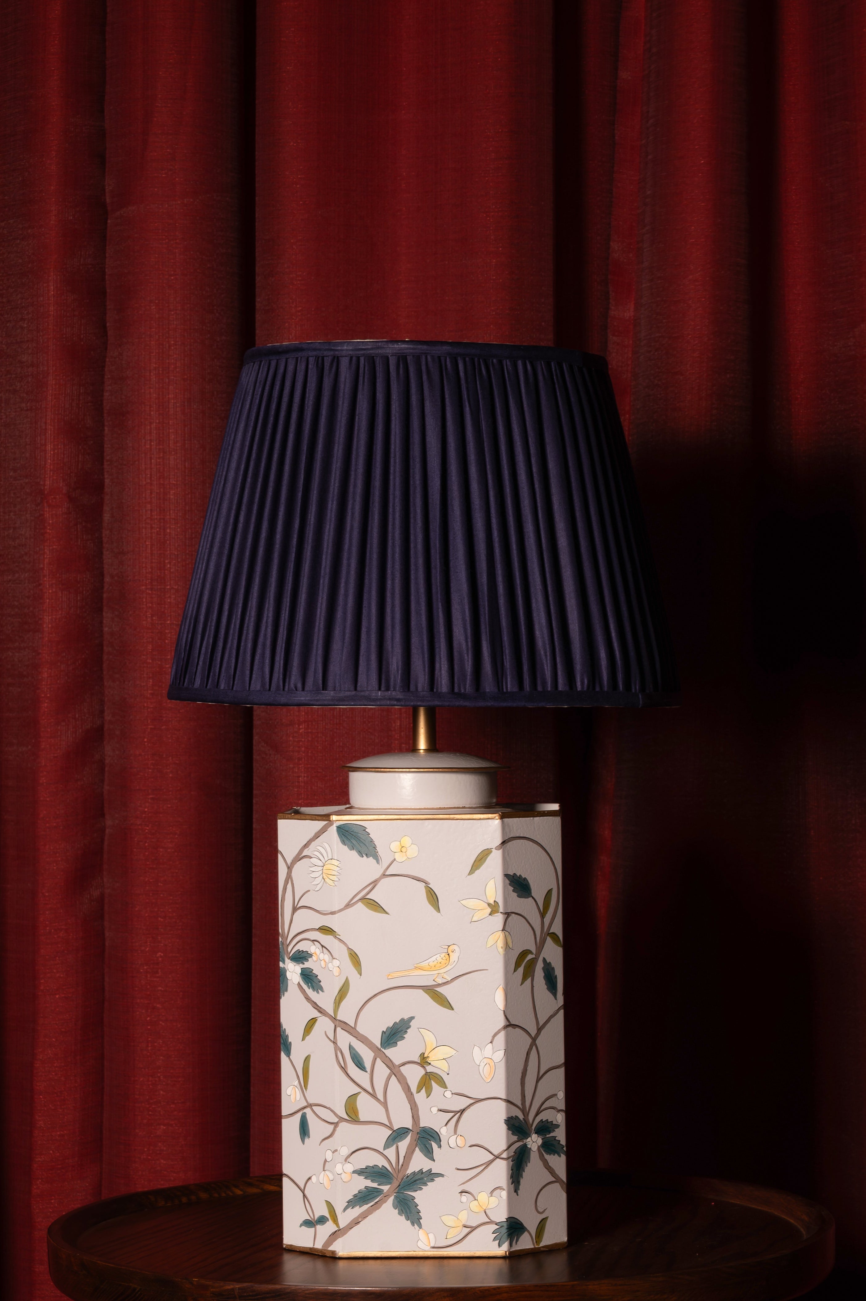 Floral Bloom Table Lamp (Grey)