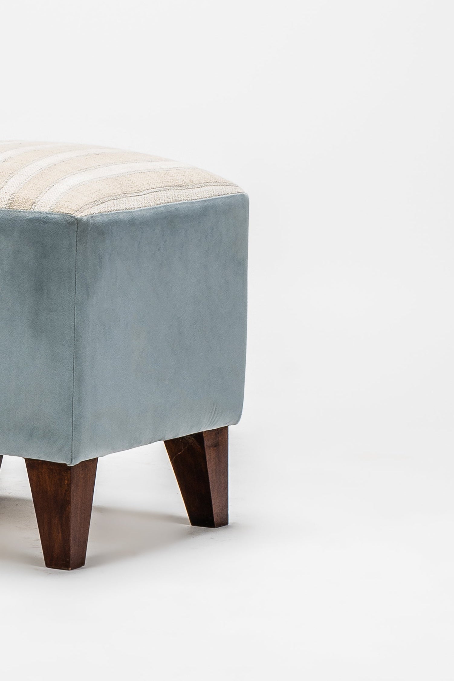 Nicole Pouffe