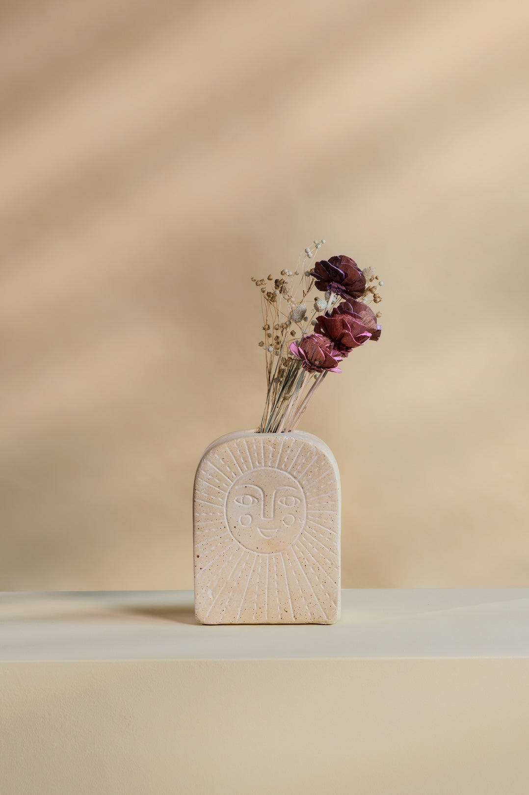 Leo Vase