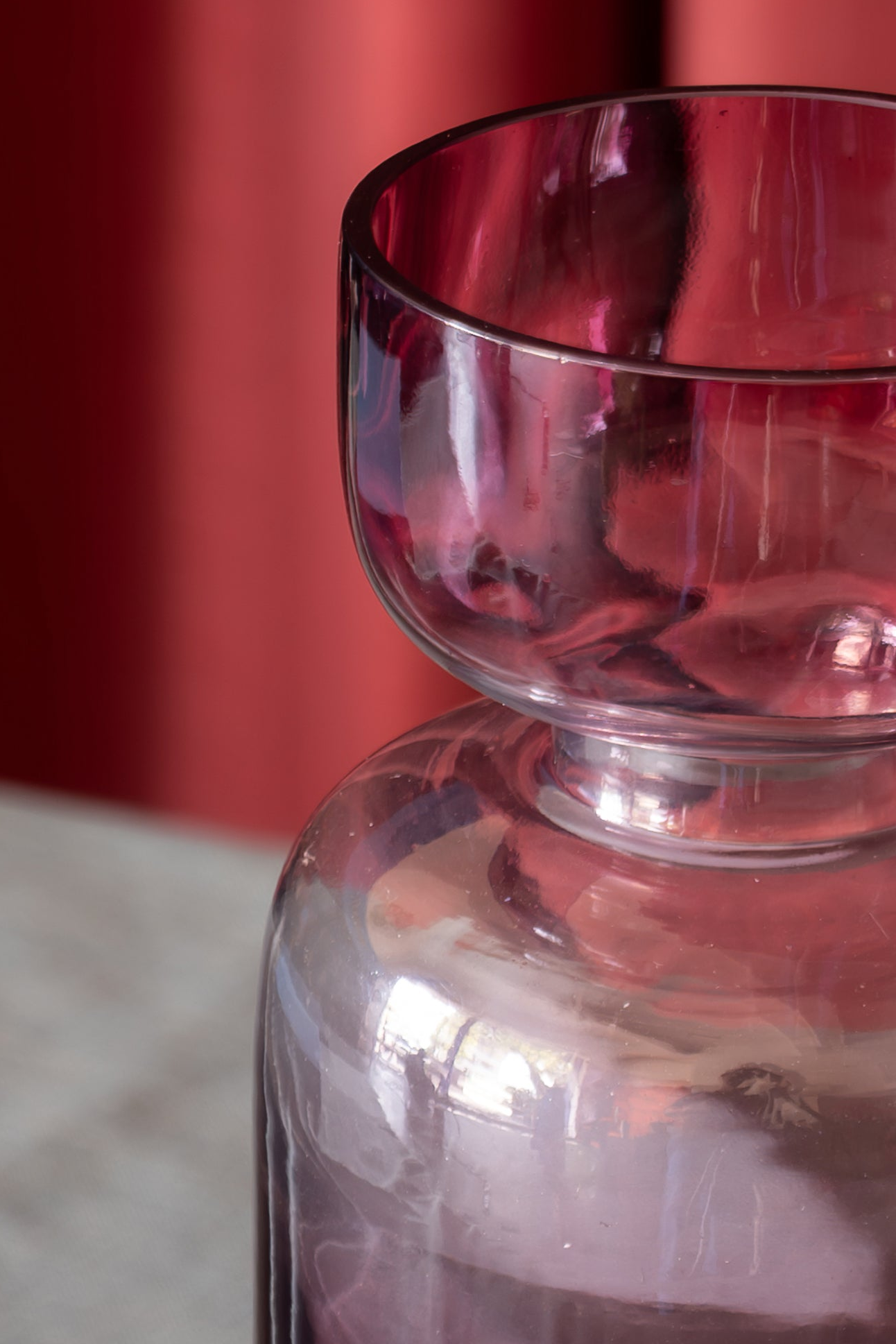 Lilac Glass Vase (Medium)