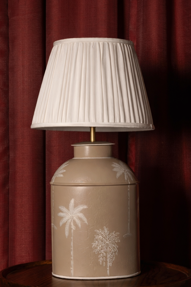 Palm Spring Table Lamp (Beige)
